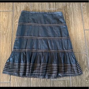 BCBGMAXAZRIA Lace Ruffled Skirt in Navy Size 2